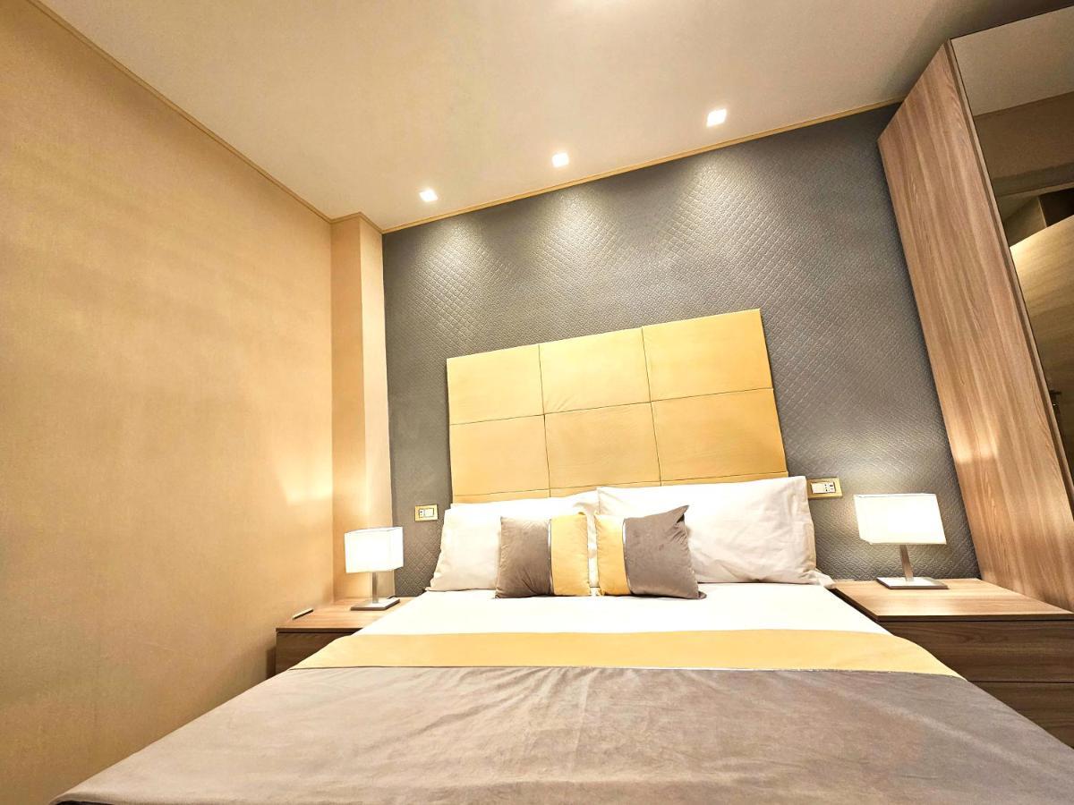 Astoria Supreme - Modern Boutique Suites Lecce Exterior photo