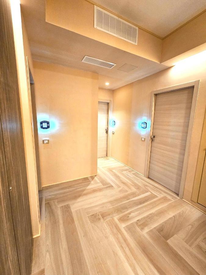 Astoria Supreme - Modern Boutique Suites Lecce Exterior photo