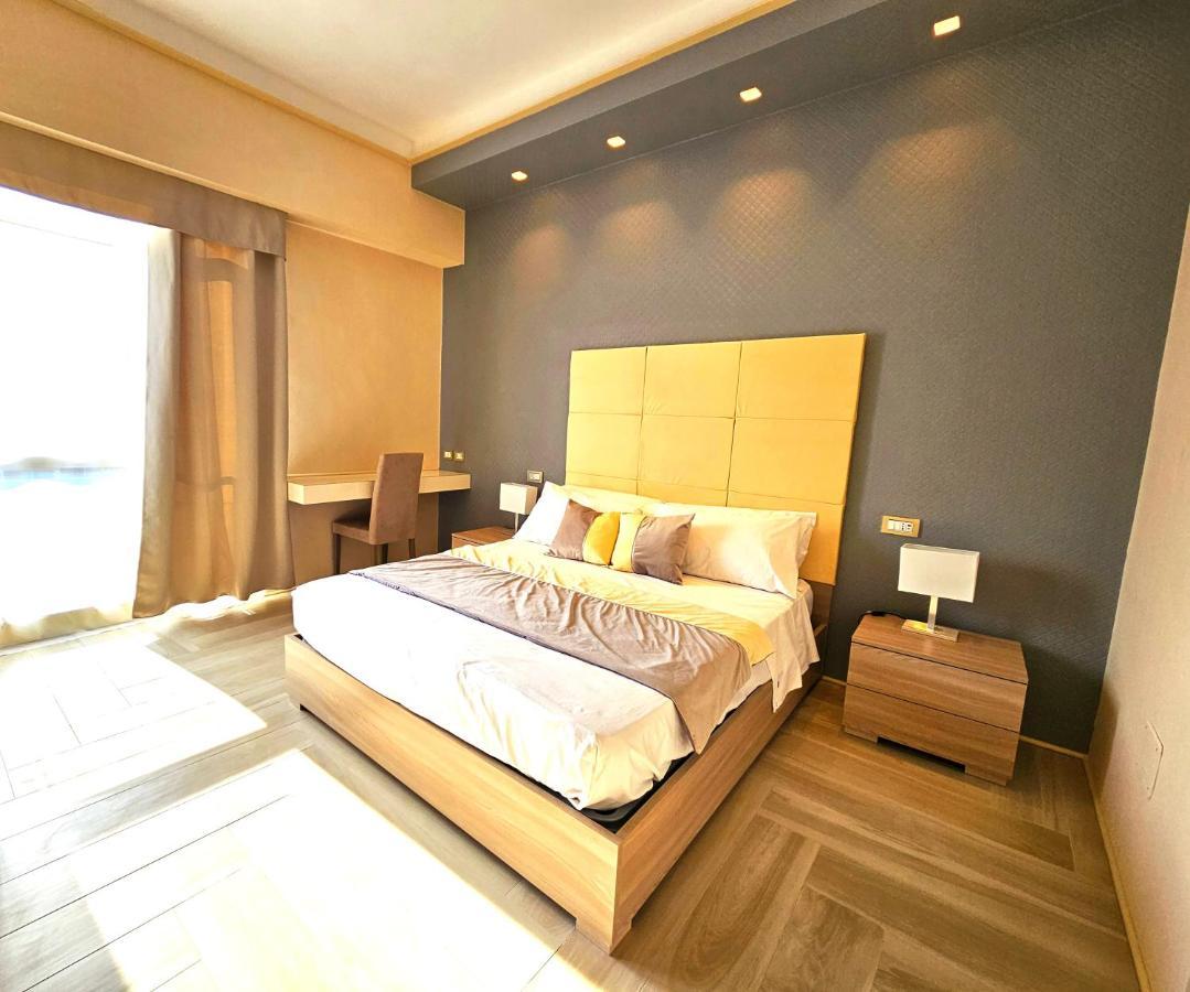 Astoria Supreme - Modern Boutique Suites Lecce Exterior photo